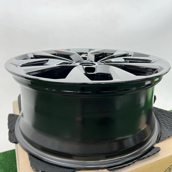 2021–2023 Kia Sorento OEM 20x8.5 Alloy Wheel Rim – 52910-R5450