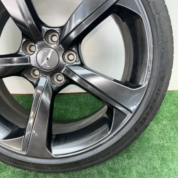 2019–2024 Genesis G70 OEM 19x8.5 5-Spoke Wheel Rim with Tyre – 52914-G9260