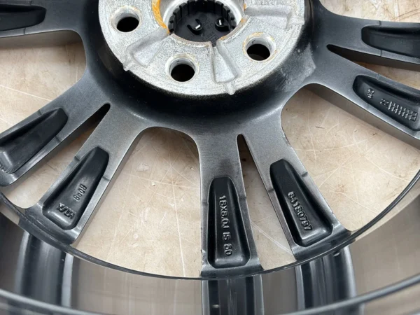 s-l1600 (32) 2020–2026 Cadillac XT5 OEM 18x8.0J 6 V-Spoke Alloy Wheel Rim