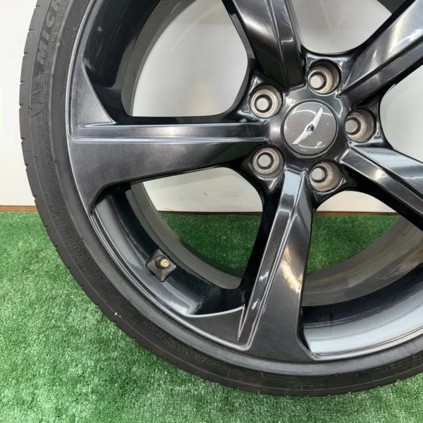 2019–2024 Genesis G70 OEM 19x8.5 5-Spoke Wheel Rim with Tyre – 52914-G9260