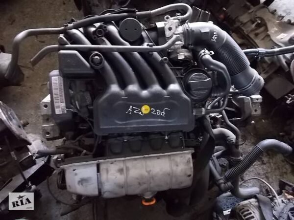 zapchasti-b-u-dvygatel-volkswagen-new-beetle-2-0-benzyn-8v-azj__78426862m.jpg VW BEETLE 2L 8V AZJ MOTOR ENGINE