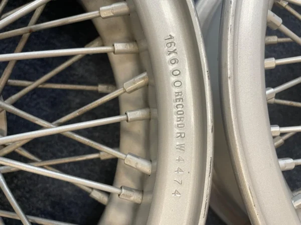 Borrani RW 4474 16x6 Silver Painted Alloy Wheels – Set of 4