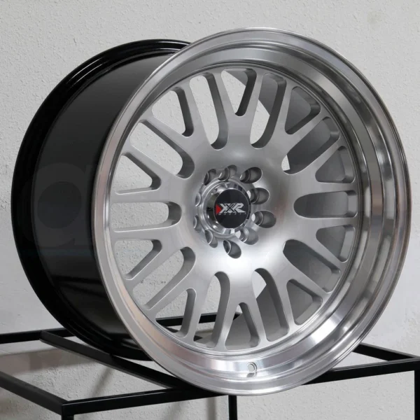XXR 531 17x8 Hyper Silver Alloy Wheels 5x100/5x114.3 ET35 73.1 – Set of 4
